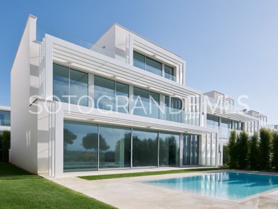 Town house with 3 bedrooms for sale in Sotogrande Alto | Ondomus