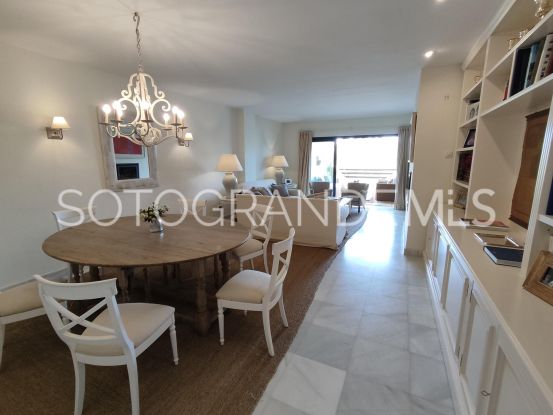 Comprar apartamento en El Polo de Sotogrande de 5 dormitorios | Ondomus