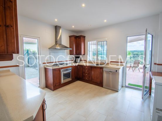 Buy 5 bedrooms villa in Zona F, Sotogrande Alto | Ondomus