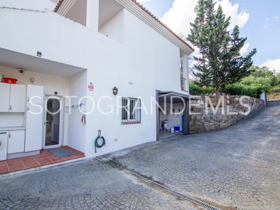 Buy 5 bedrooms villa in Zona F, Sotogrande Alto | Ondomus