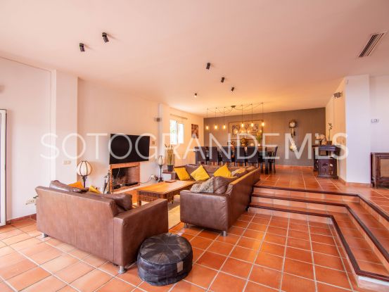 Buy 5 bedrooms villa in Zona F, Sotogrande Alto | Ondomus