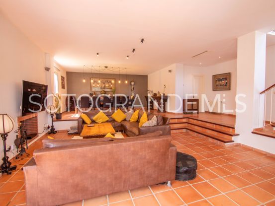 Buy 5 bedrooms villa in Zona F, Sotogrande Alto | Ondomus