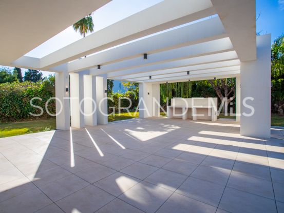 Sotogrande Costa, villa con 5 dormitorios | Ondomus
