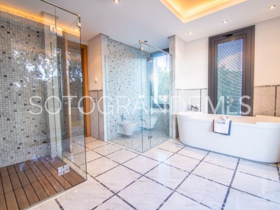 Villa de 6 dormitorios en Sotogrande Alto | Ondomus