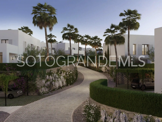 Pareado en venta en Los Albares con 4 dormitorios | Ondomus