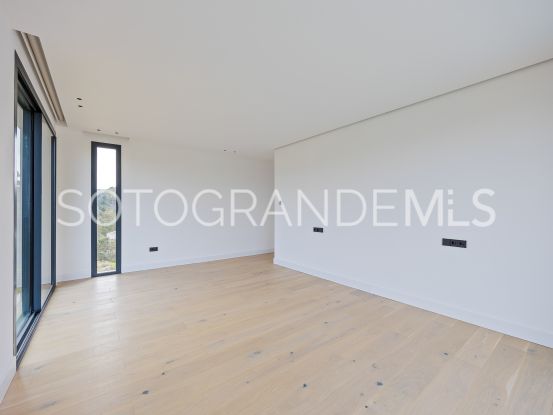 Buy villa with 6 bedrooms in Sotogrande Alto | Ondomus