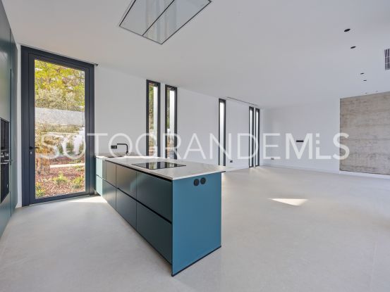 Buy villa with 6 bedrooms in Sotogrande Alto | Ondomus
