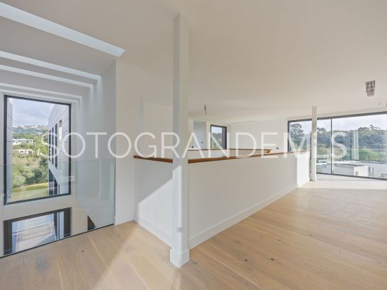 Buy villa with 6 bedrooms in Sotogrande Alto | Ondomus