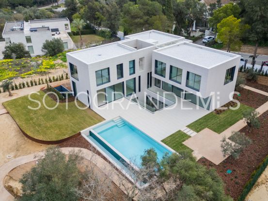 Buy villa with 6 bedrooms in Sotogrande Alto | Ondomus