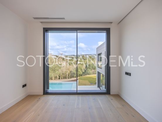 Buy villa with 6 bedrooms in Sotogrande Alto | Ondomus