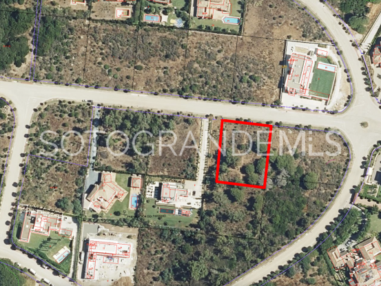 Plot for sale in Zona L, La Reserva | Ondomus