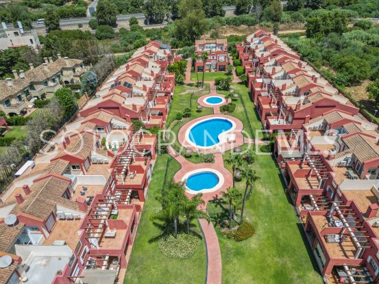Buy town house in Villas de Paniagua, Sotogrande Costa | Ondomus