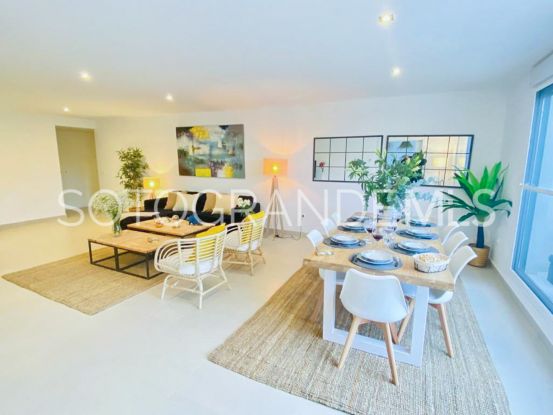 Apartamento planta baja de 4 dormitorios en venta en Senda Chica | Ondomus