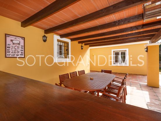 For sale villa in Zona B | Ondomus