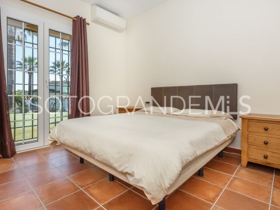 For sale villa in Zona B | Ondomus