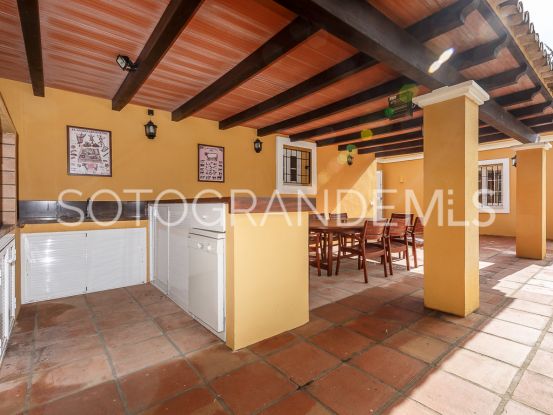 For sale villa in Zona B | Ondomus