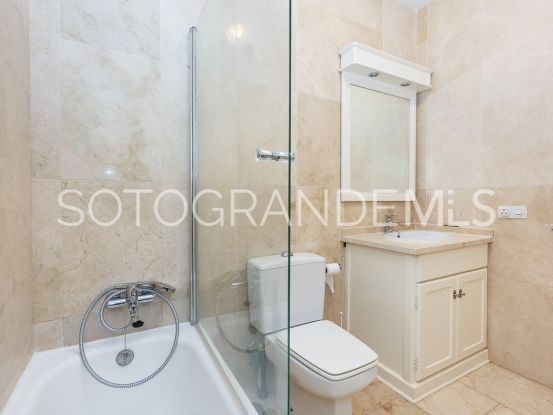 For sale villa in Zona B | Ondomus