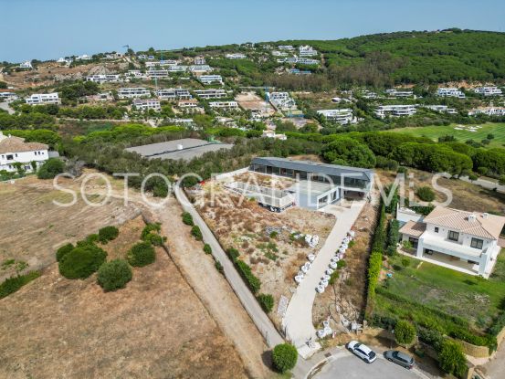 For sale villa with 5 bedrooms in Zona L | Ondomus