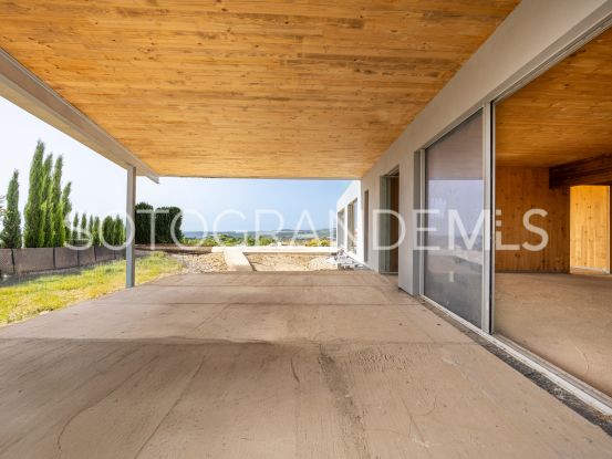 For sale villa with 5 bedrooms in Zona L | Ondomus