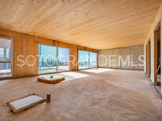 For sale villa with 5 bedrooms in Zona L | Ondomus