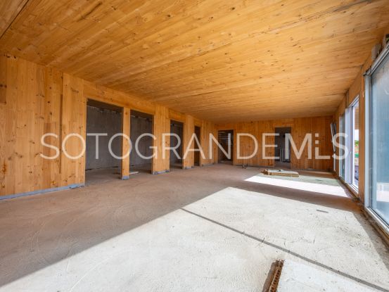 For sale villa with 5 bedrooms in Zona L | Ondomus