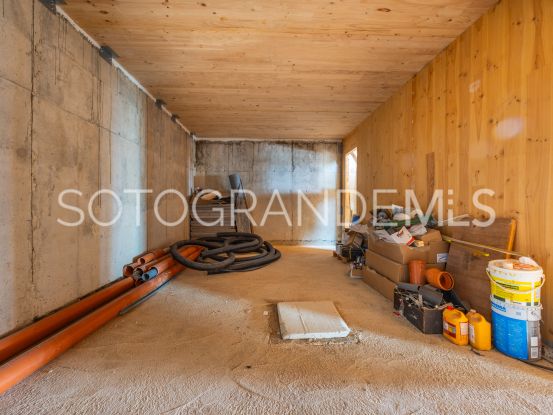 For sale villa with 5 bedrooms in Zona L | Ondomus