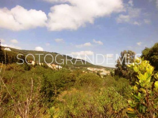 Plot for sale in Zona L, La Reserva | Ondomus
