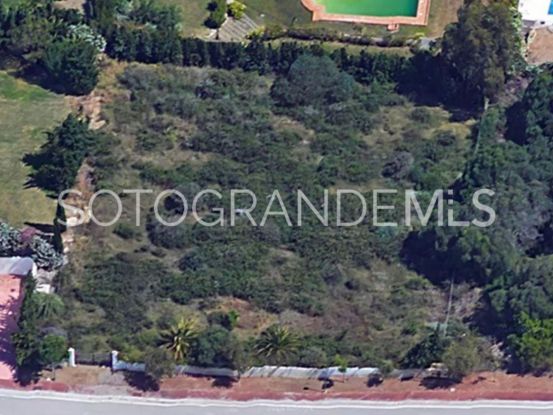Plot for sale in Zona L, La Reserva | Ondomus