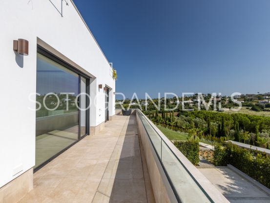 Villa for sale in Zona G with 6 bedrooms | Ondomus