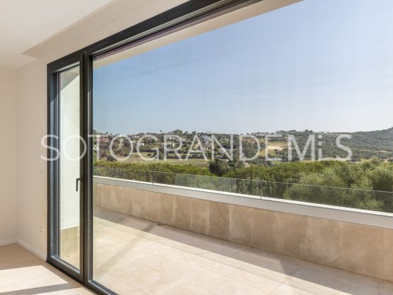 Villa for sale in Zona G with 6 bedrooms | Ondomus