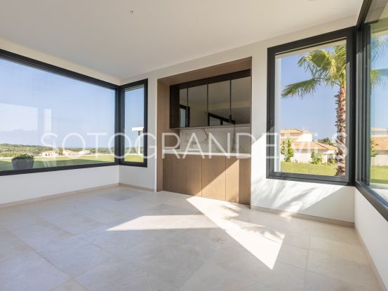 Villa for sale in Zona G with 6 bedrooms | Ondomus