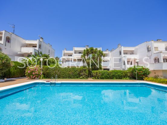 Duplex penthouse with 2 bedrooms in Jardines de Sotogrande, Sotogrande Costa | Ondomus