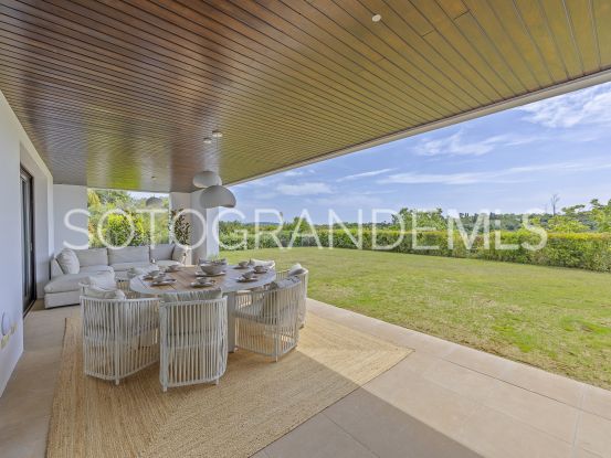 Duplex planta baja en venta en Hacienda de Valderrama de 4 dormitorios | Ondomus