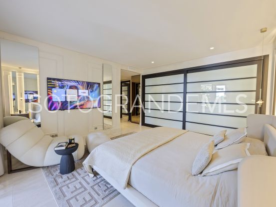4 bedrooms Hacienda de Valderrama ground floor duplex for sale | Ondomus