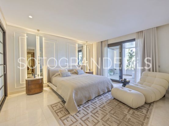 4 bedrooms Hacienda de Valderrama ground floor duplex for sale | Ondomus