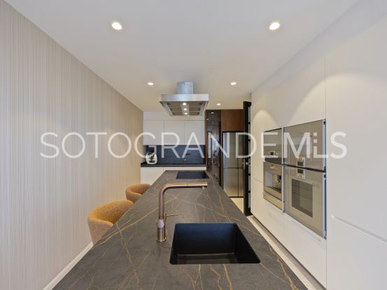 4 bedrooms Hacienda de Valderrama ground floor duplex for sale | Ondomus