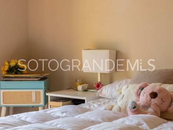 Pareado en venta en El Casar Fronda con 4 dormitorios | Ondomus