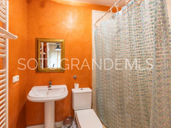 Pareado en venta en El Casar Fronda con 4 dormitorios | Ondomus