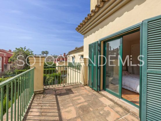 Pareado en venta en El Casar Fronda con 4 dormitorios | Ondomus