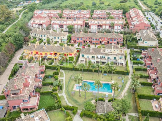 Pareado en venta en El Casar Fronda con 4 dormitorios | Ondomus