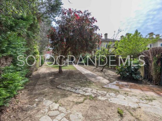 Pareado en venta en El Casar Fronda con 4 dormitorios | Ondomus