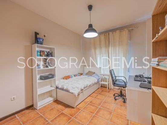 Pareado en venta en El Casar Fronda con 4 dormitorios | Ondomus