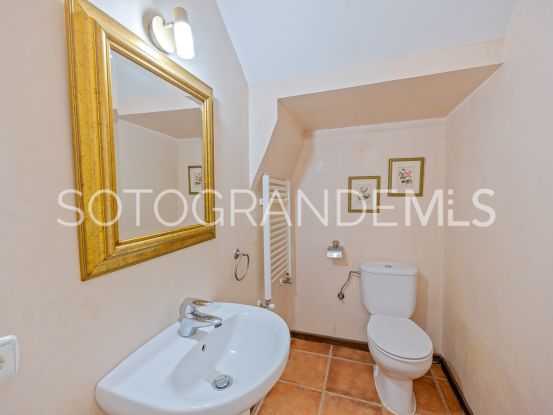 Pareado en venta en El Casar Fronda con 4 dormitorios | Ondomus