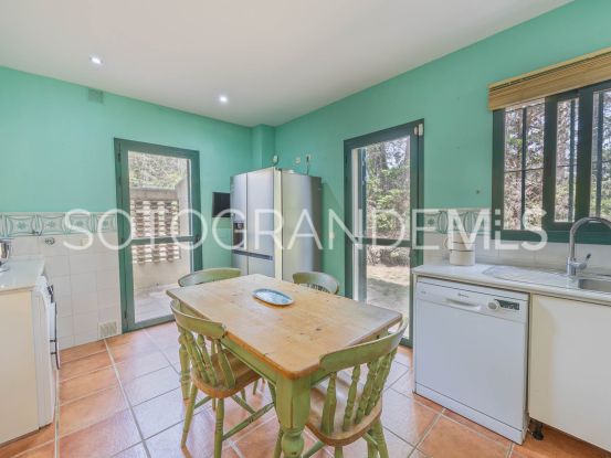 Pareado en venta en El Casar Fronda con 4 dormitorios | Ondomus