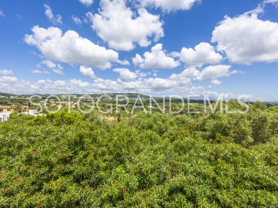 Zona F villa with 4 bedrooms | Ondomus