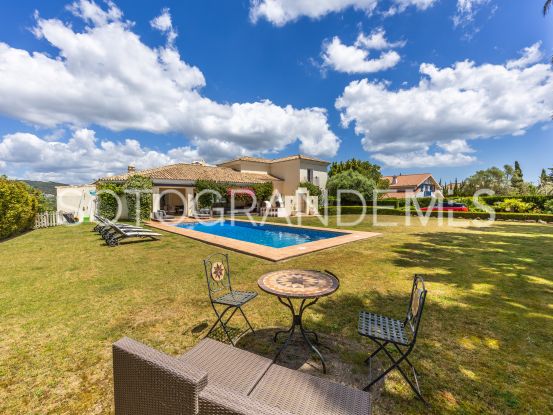 Zona F villa with 4 bedrooms | Ondomus