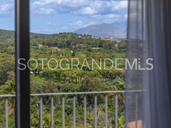 Zona F villa with 4 bedrooms | Ondomus