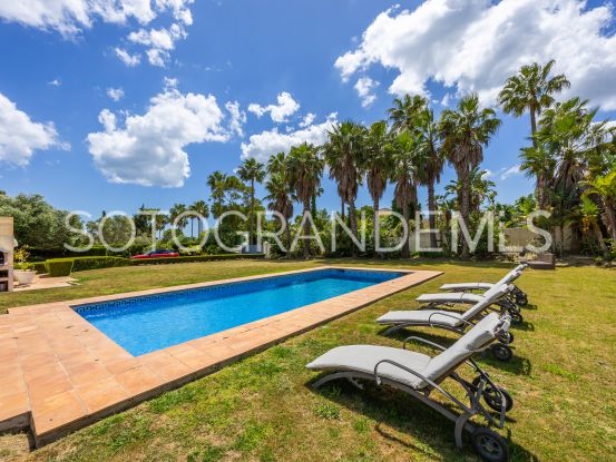 Zona F villa with 4 bedrooms | Ondomus