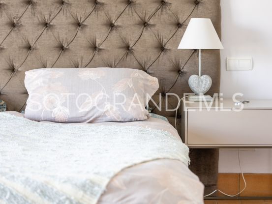 Zona F villa with 4 bedrooms | Ondomus