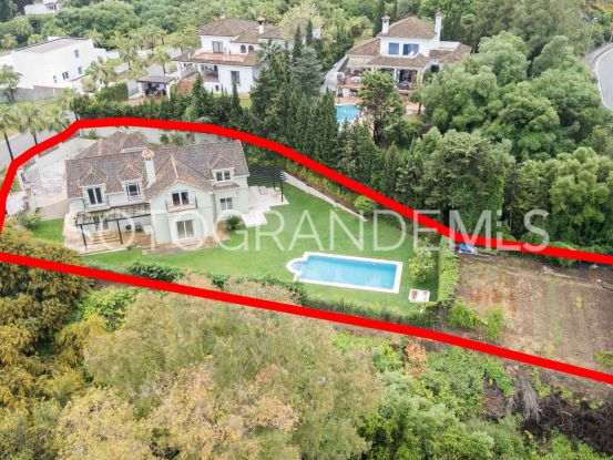 Zona B, villa con 6 dormitorios a la venta | Ondomus